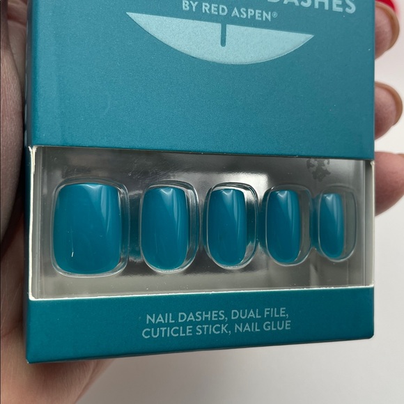 Red Aspen Acrylic Nail Dashes - Lovely Lenore - Picture 2 of 4